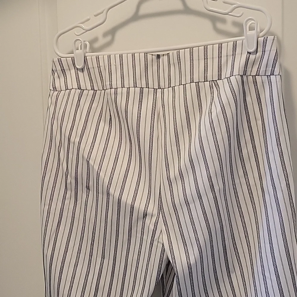 Ladies black and white stripped ankle length pants - Picture 5 of 6